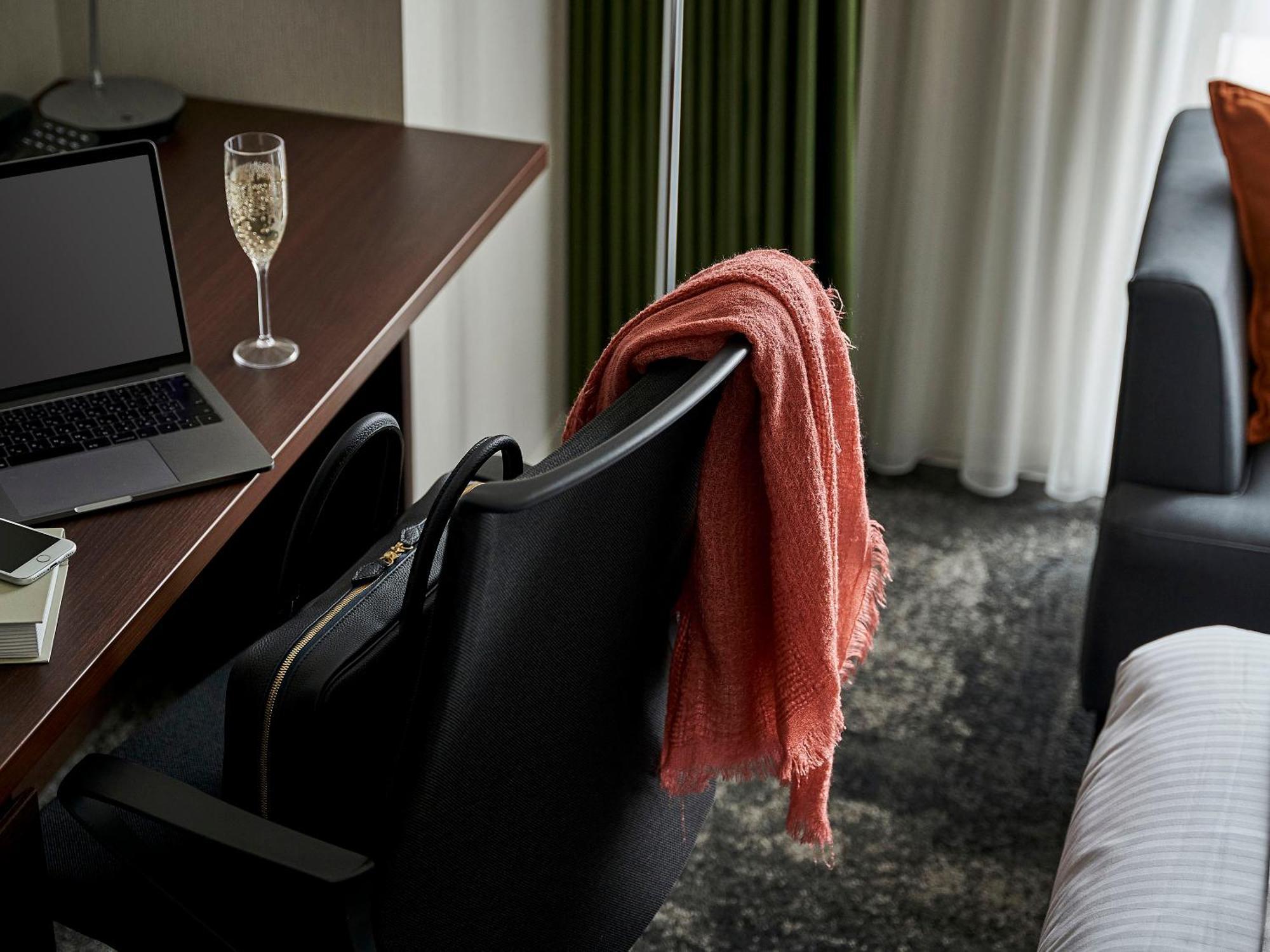Daiwa Roynet Hotel Toyama-Ekimae Eksteriør bilde